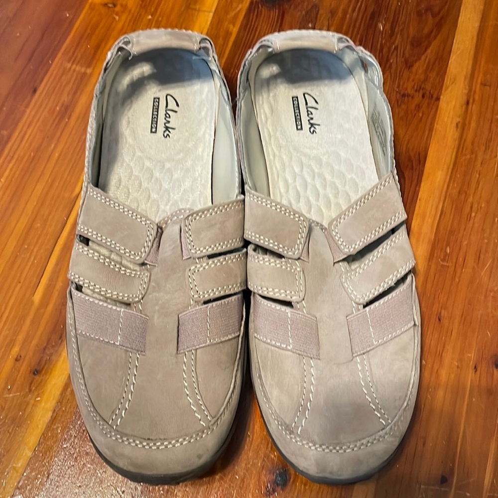 Clark’s shoes
